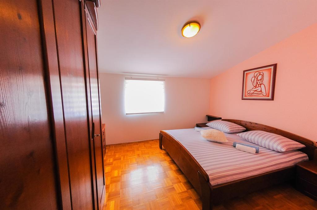 Apartments Marija Petricevic Podstrana Habitación foto